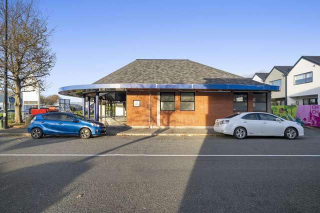 244 Ferry Road Waltham_4