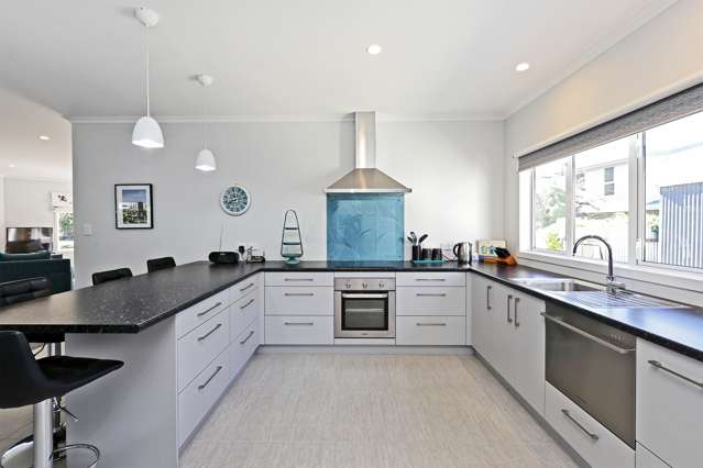 6 John Ross Place Central Hawkes Bay Coastal_1