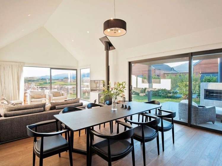 48 Falconer Rise Jacks Point_5