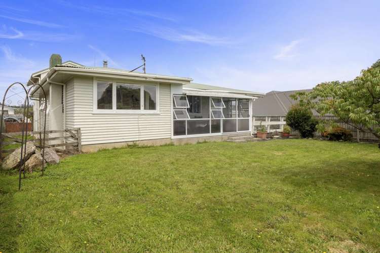 17 Mckenzie Road Owhata_0