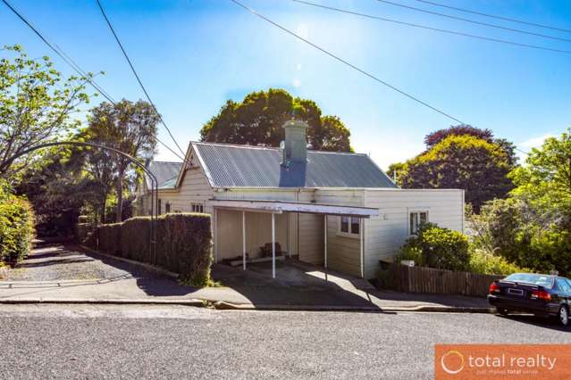 37 Garfield Avenue Roslyn_1