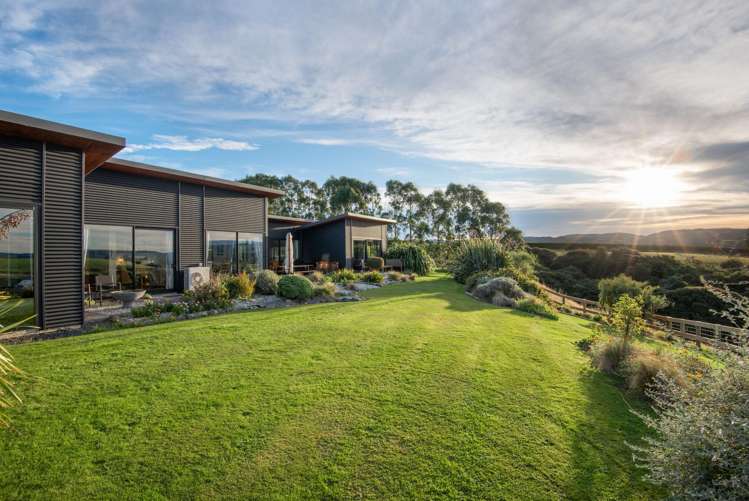 11 Liddells Road Taieri Mouth_4