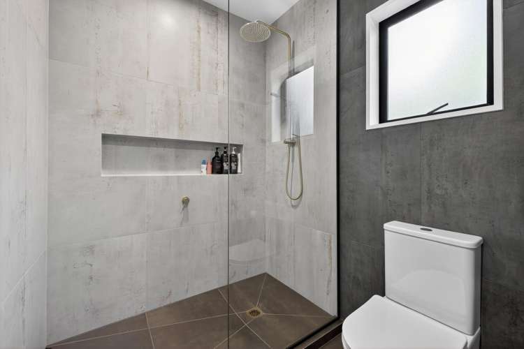 16 Stoneyridge Close Mount Pleasant_24