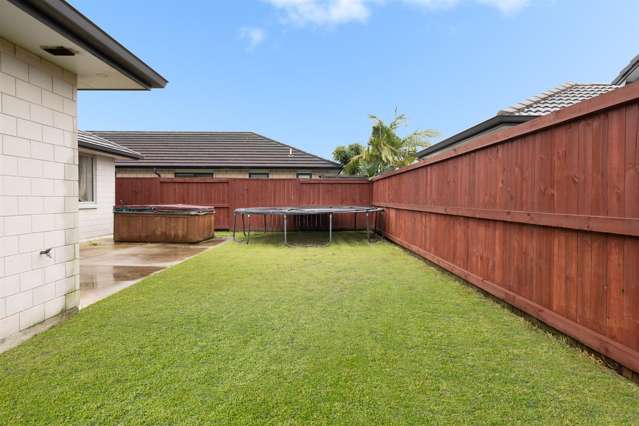 25 Livingstone Drive Papamoa_4