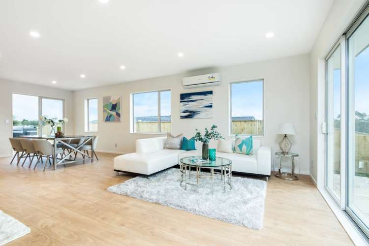 12 Tararua Street Massey_10