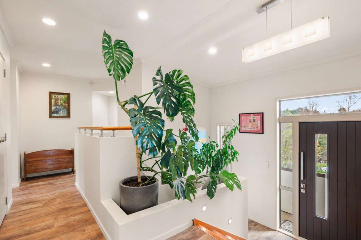 8 Roger Guy Place_1