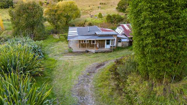 LIFESTYLE PROPERTY IN FERN FLAT