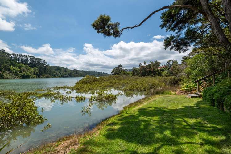 14 Oscar Road Greenhithe_18