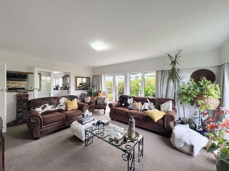 2 St Leonard Street 1228_5