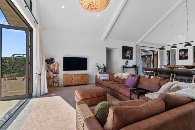 28 Capriole Crescent Kingseat_23