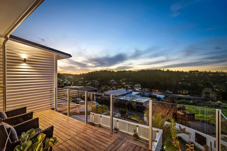 51 Hawaiian Parade Arkles Bay_17