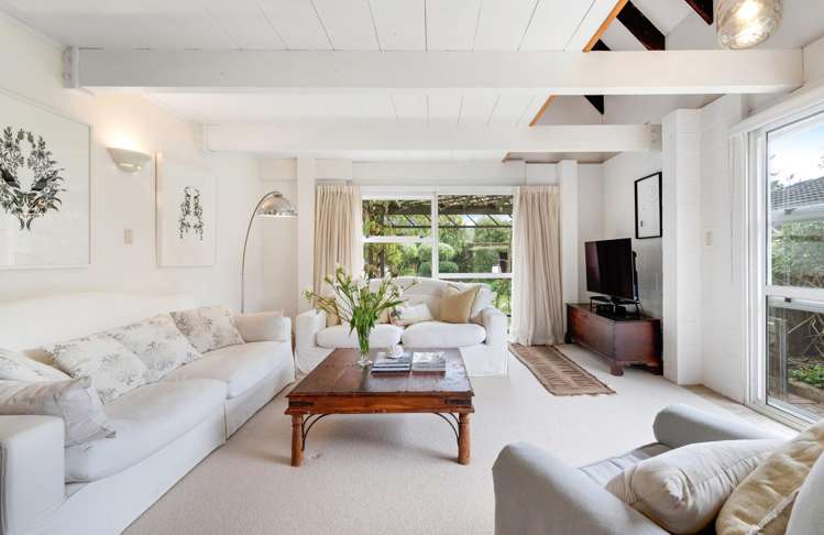 3/23 Eastern Beach Road Eastern Beach_3