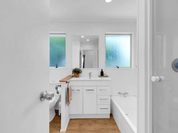 21B Storey Avenue Forest Lake_16