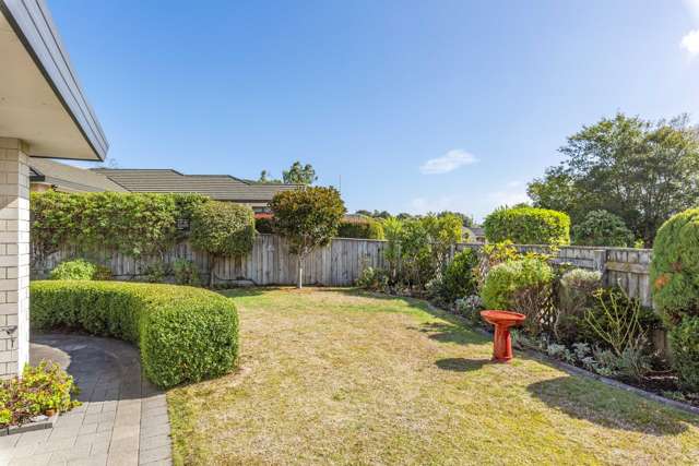 2 Sams Way Raumati South_1