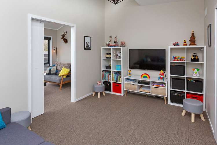 8 Mcainch Place Kamo_11