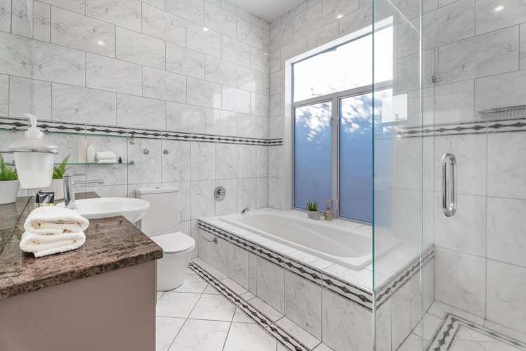 1A Burwood Crescent 1776_11