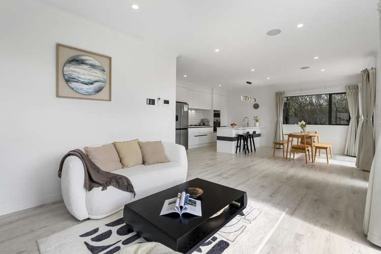 562a Beach Road Rothesay Bay_4