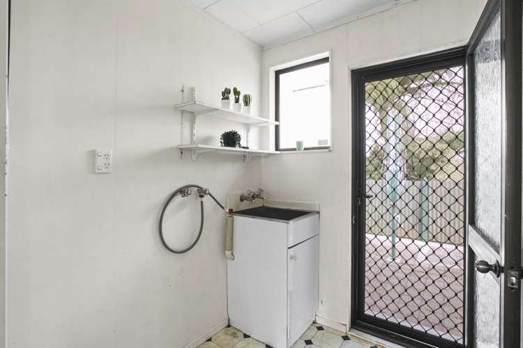 178 Mangorei Road Merrilands_13