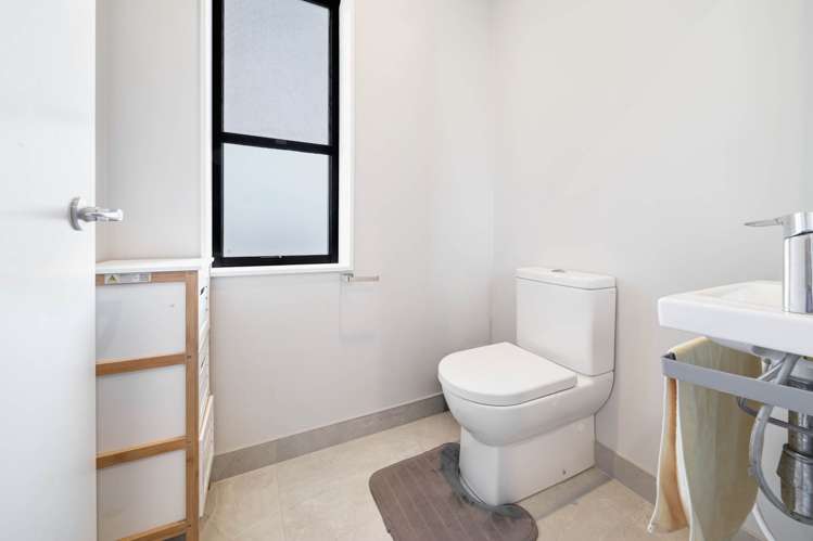 21 Danga Lane Hobsonville_19