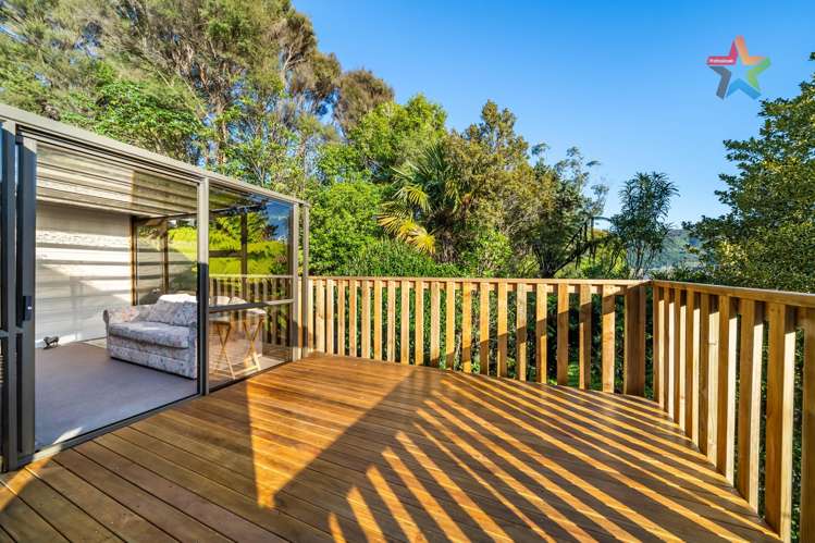 38 James Grove Stokes Valley_21