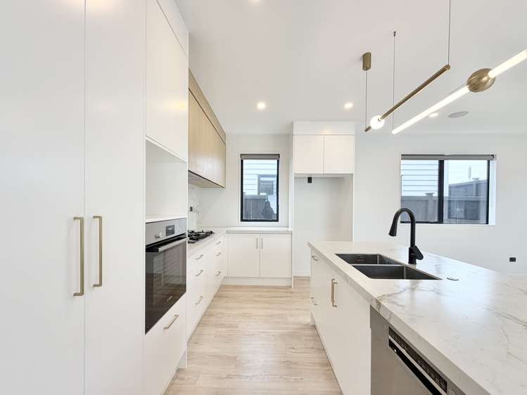 5 Spars Road Milldale_6