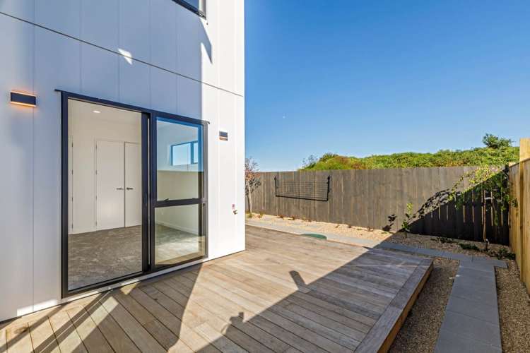 5 Green Bamboo Road Hobsonville_17
