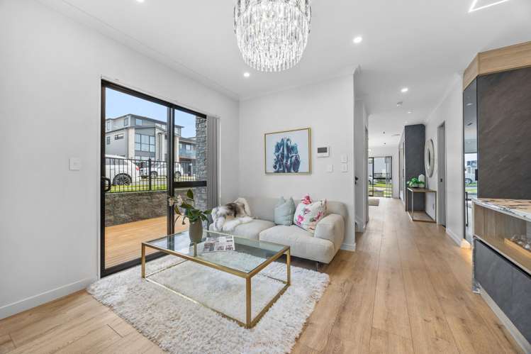 14 Tiro Street Flat Bush_21