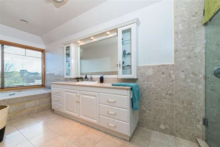 52 Shepherds Lane Flat Bush_16