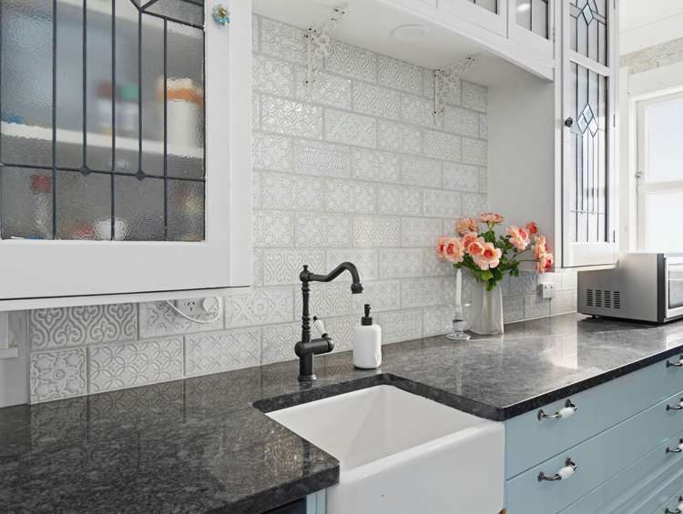 1200 Caroline Road Mayfair_8