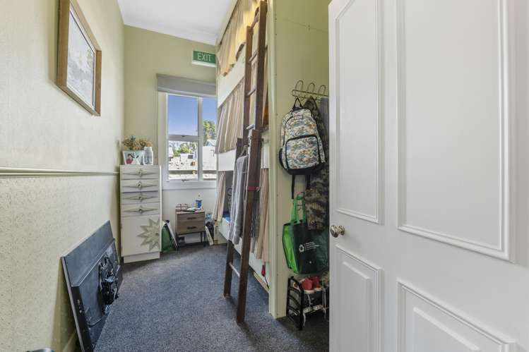 18 Kawei Road Hawera_9