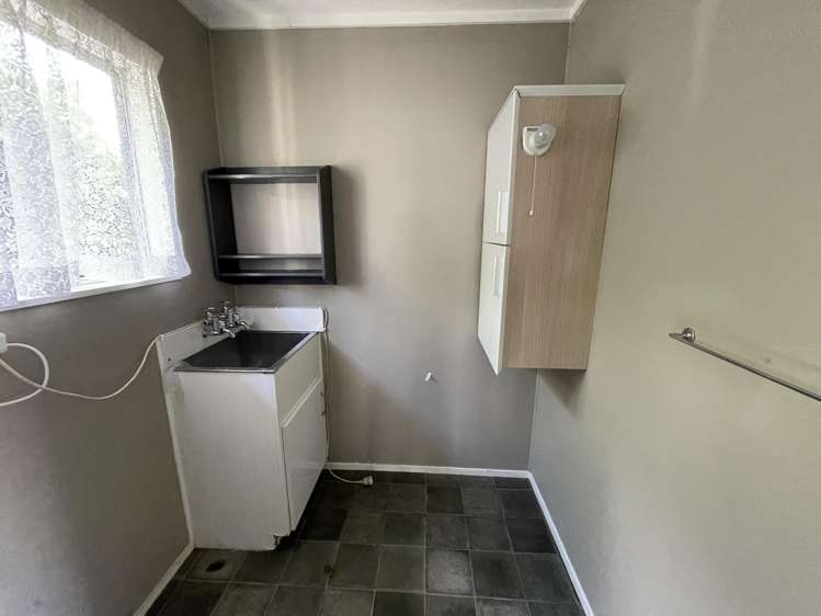 102 Alcoba Street Te Kamo_10