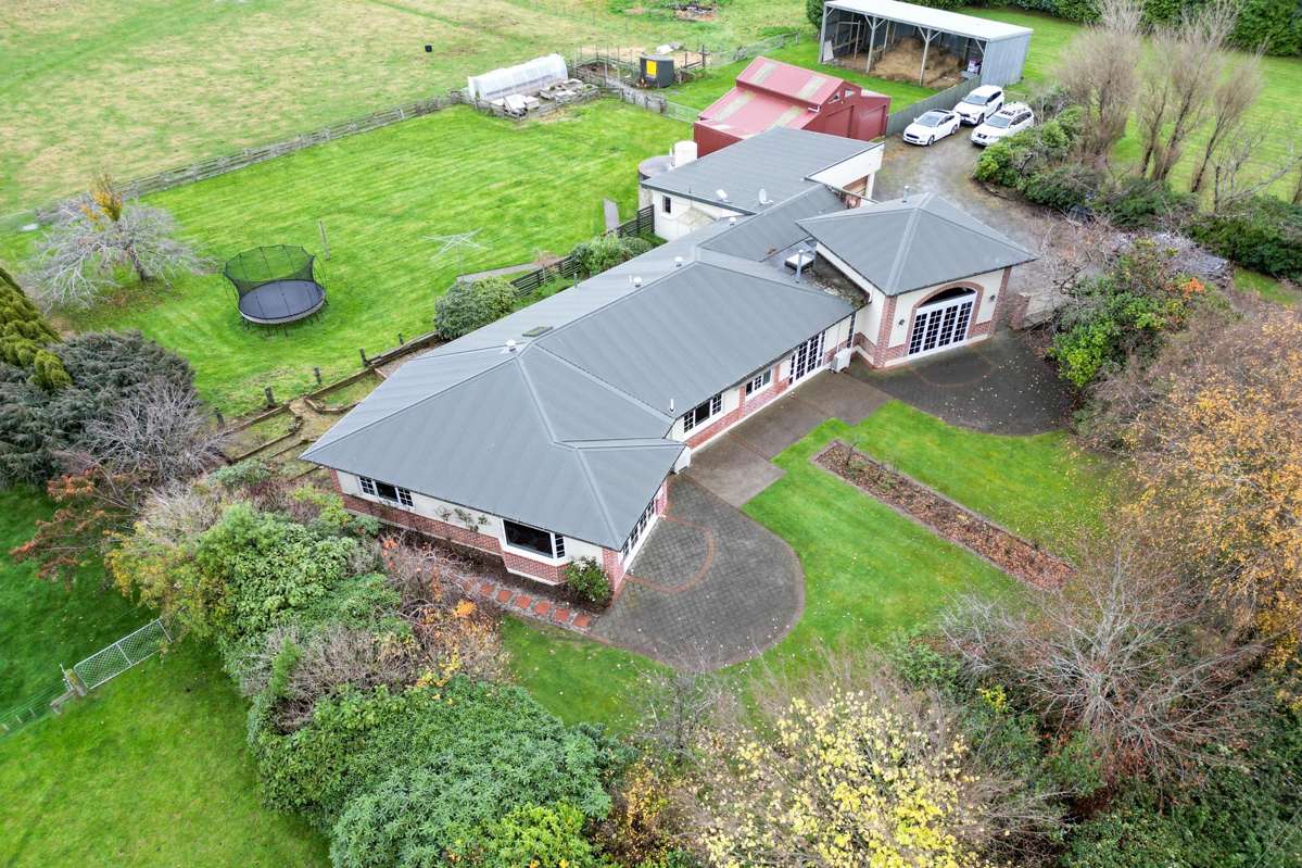 198 Fairweather Road_0