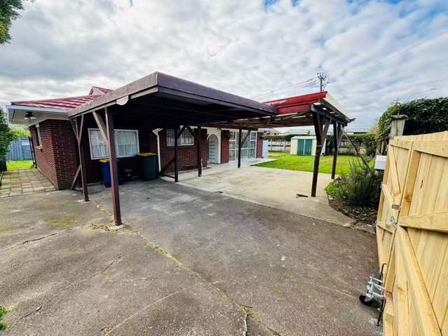 167 Henderson Valley Road Henderson_2