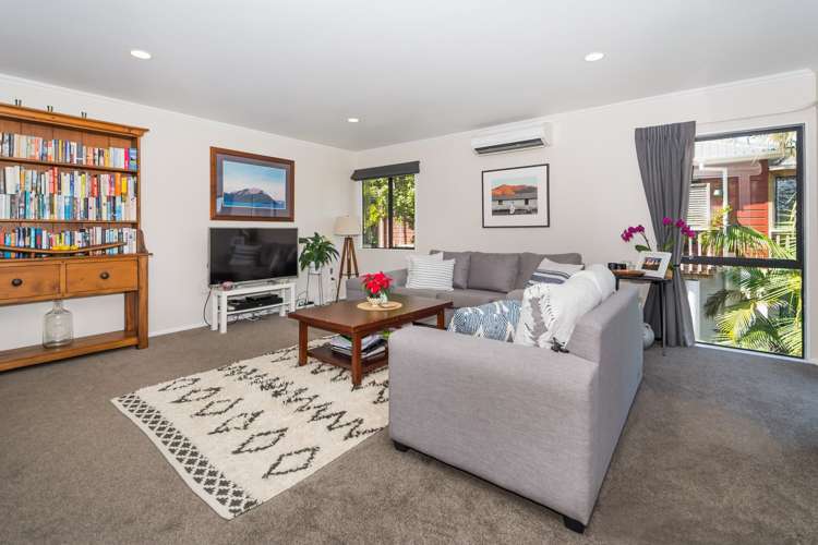 28b Saint Peters Street Northcote_5