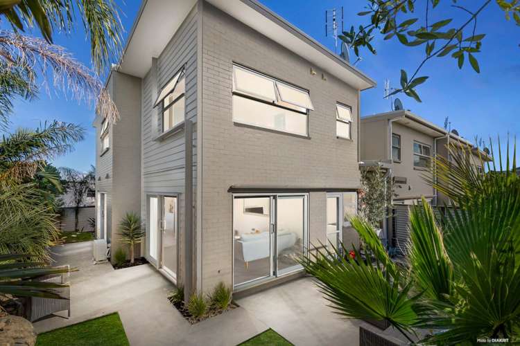 4 Karauria Lane Orewa_7