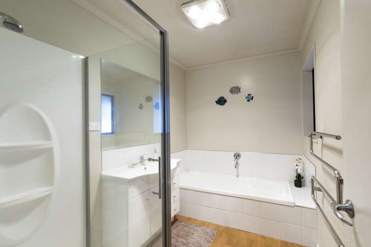 10 Kowhai Street Oxford_16