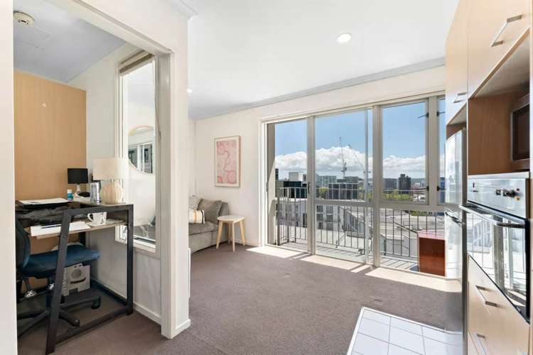 1205/11 Liverpool Street_0