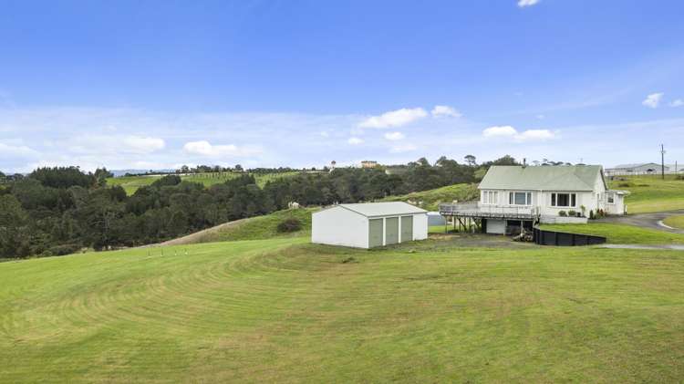 733B Ridge Road Riverhead_12