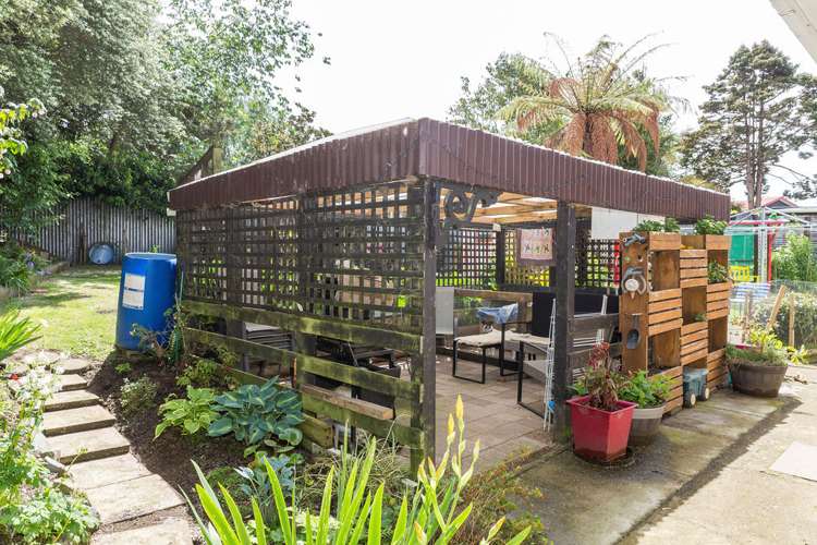 8 Hartgill Crescent Dannevirke_17