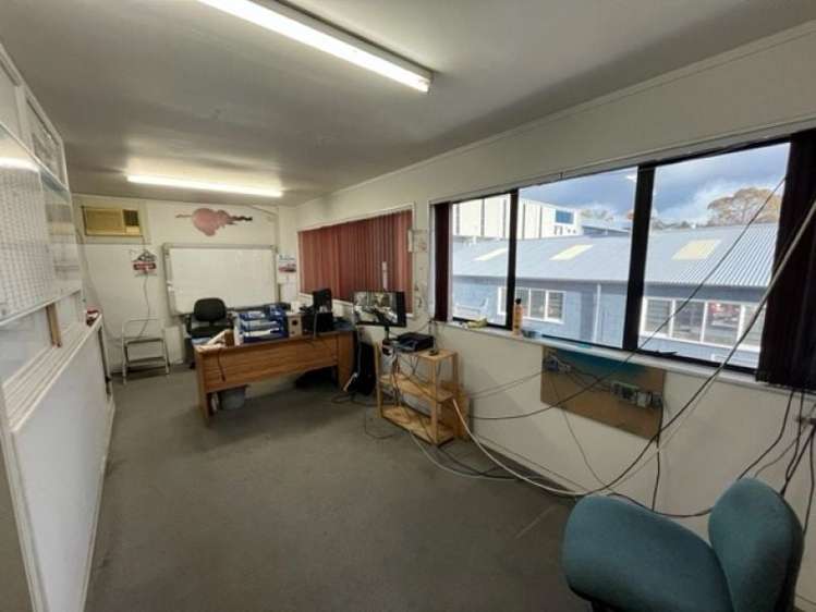 Unit 4, 5/24 Hillside Road Wairau Valley_8