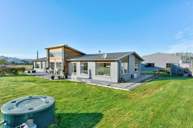 62 Bowmar Road Waimumu_4