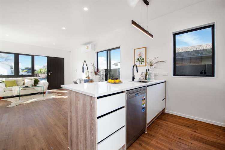 2/69 Wharf Road Te Atatu Peninsula_14