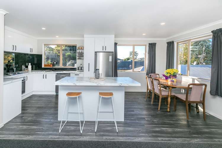 33 Antrim Place Nawton_18