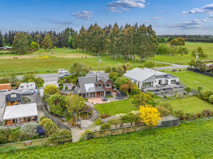 1816 Cust Road Cust_27