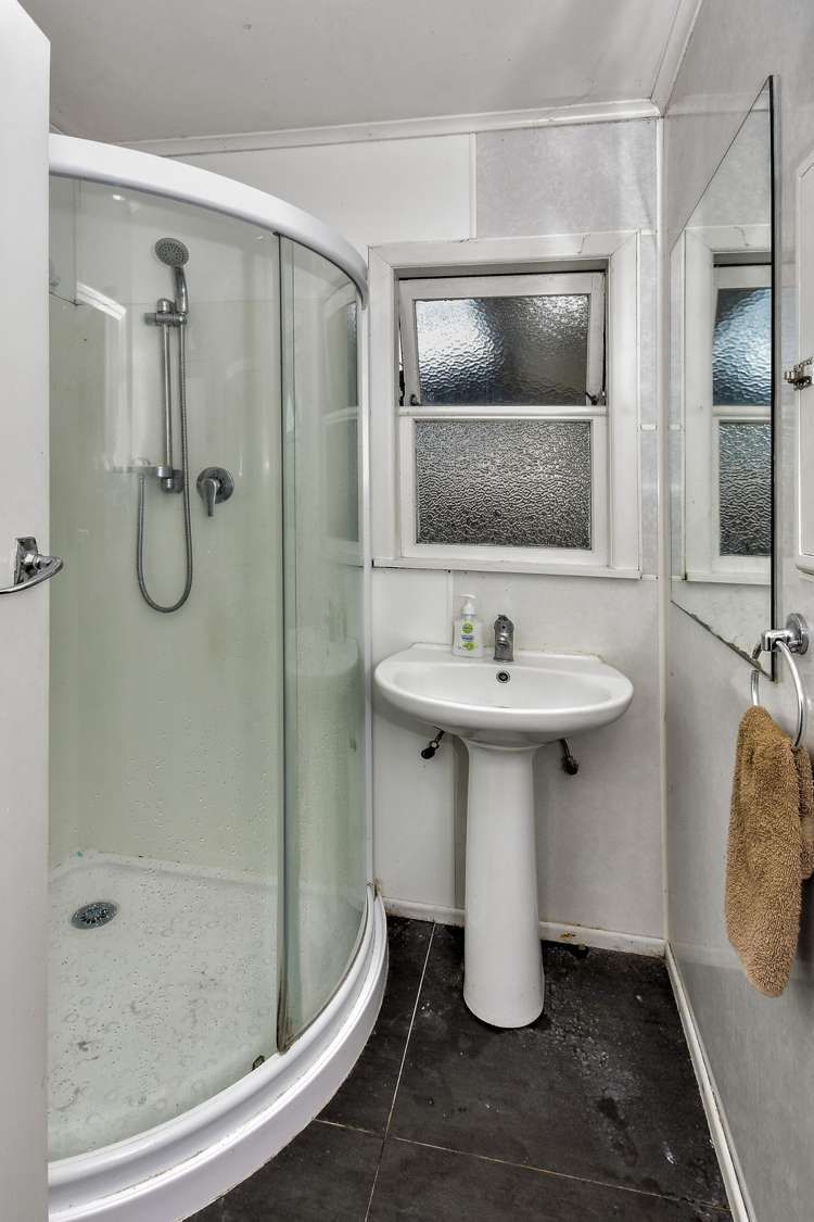 71 Valentine Street Papakura_13