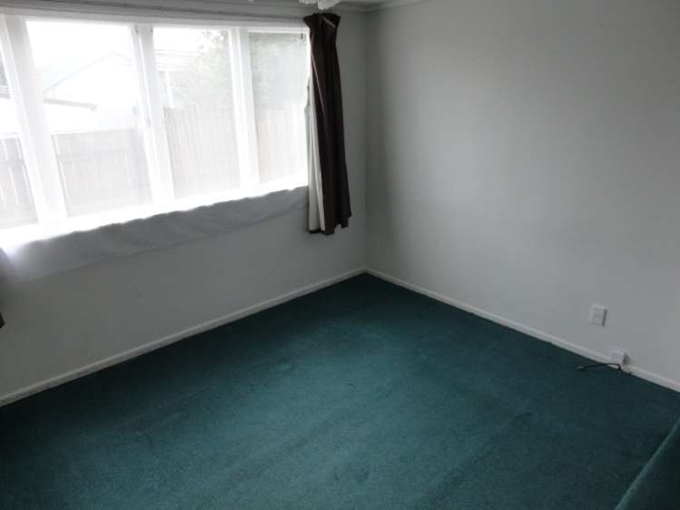 19 Archibald Road Kelston_10