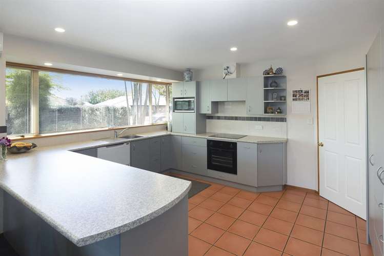 25 Chesterfield Mews Russley_14