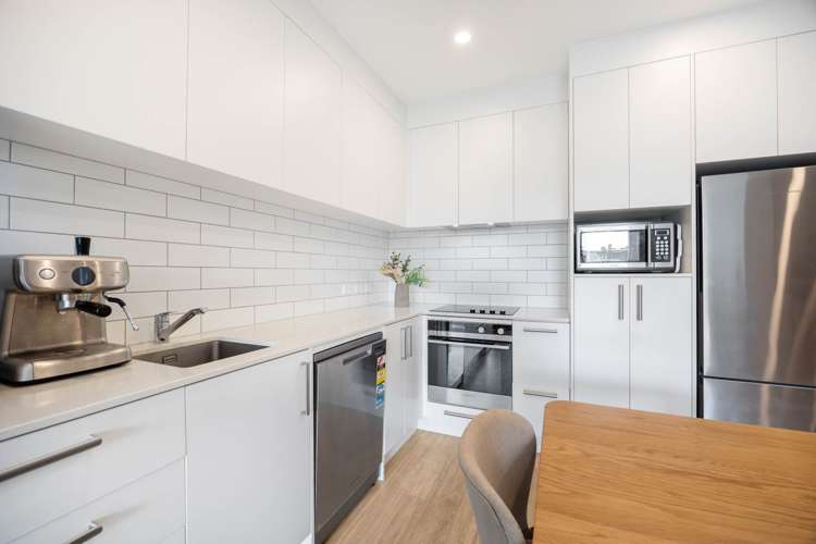 104/7d Hinaki Street Point England_11