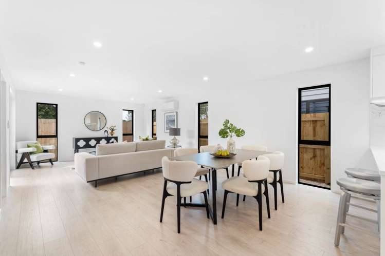74B Riverpark Crescent_2