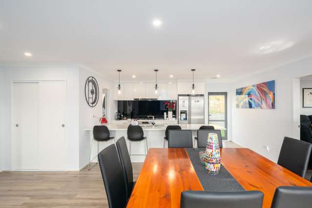 4 Antigua Way Grenada Village_3